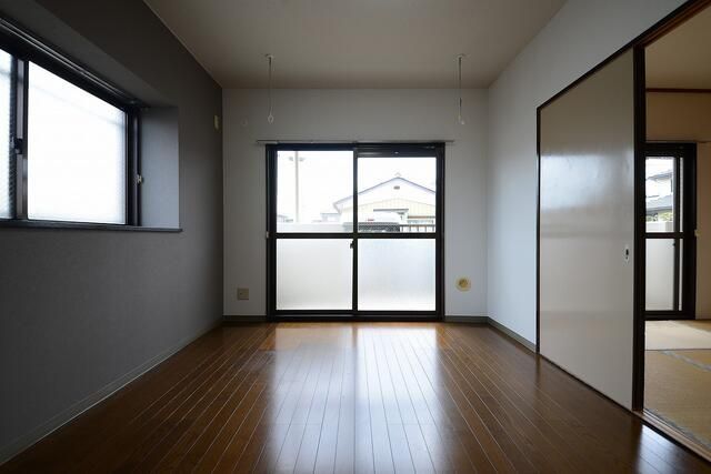 2LDK Apartment for Rent in Kumagaya, Saitama - Thumbnail 3