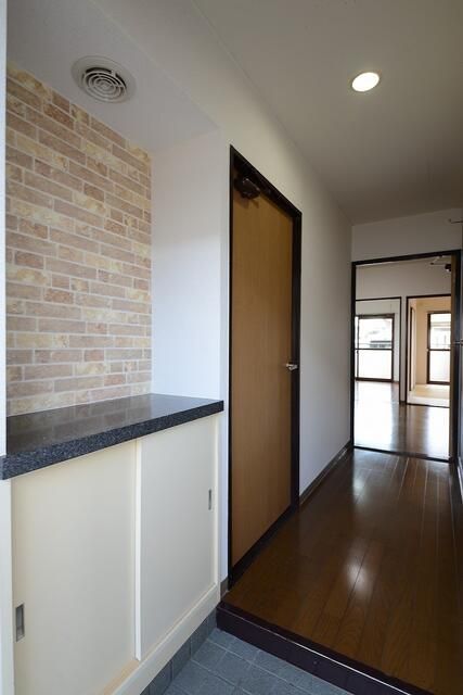 2LDK Apartment for Rent in Kumagaya, Saitama - Thumbnail 2