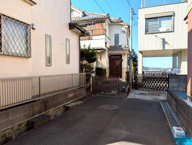 Land for Sale in Hino City, Tokyo – 158 sqm Plot - Thumbnail 2