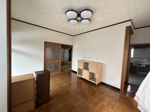 6DK Detached House for Sale in Konan City, Shiga Prefecture - Thumbnail 4