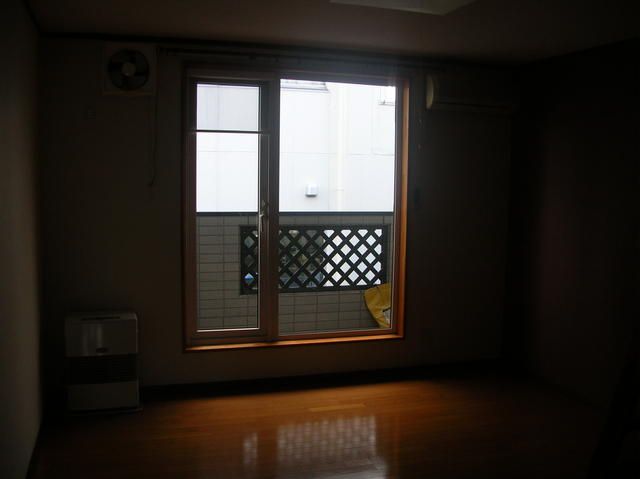 1SDK Apartment for Rent near Hon-Hachinohe Station, Hachinohe - Thumbnail 2