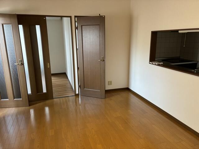 7LDK Steel House for Two Generations in Toyama City - Thumbnail 2
