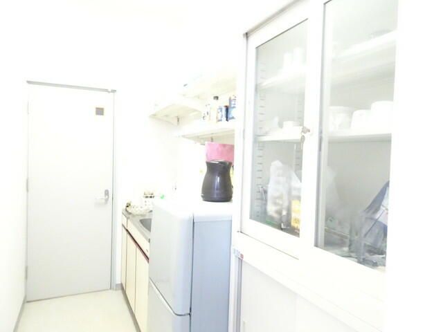 Office Building for Rent in Kanazawa, Ishikawa - 253.8 sqm - Thumbnail 4
