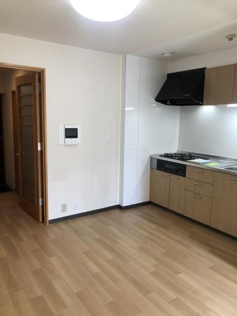 1DK Apartment for Rent near Nishi 11-chome Station, Sapporo - Thumbnail 4