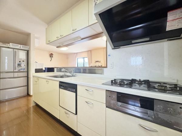 4SLDK Detached House on Corner Plot in Nagaokakyo, Kyoto - Thumbnail 3