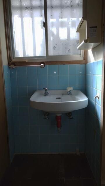 5DK Detached House with Parking in Kobe's Kita Ward - Thumbnail 3