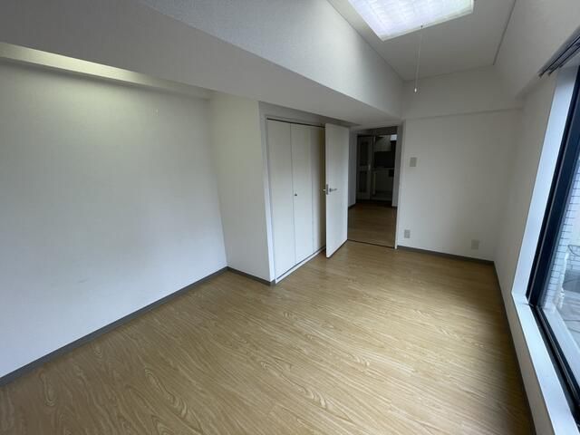 2LDK Apartment for Rent in Sendagi, Bunkyo, Tokyo - Pet Friendly - Thumbnail 2