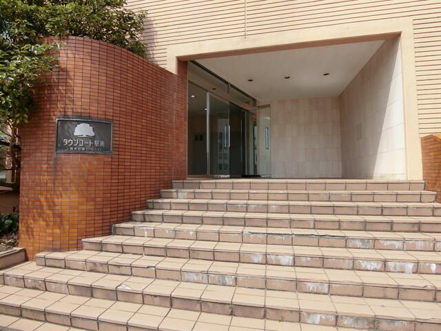 2LDK Apartment for Rent Near Naoetsu Station in Joetsu, Niigata - Thumbnail 2