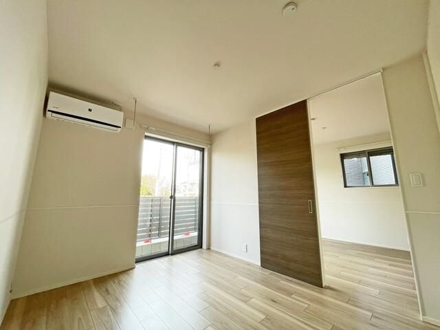Modern 1LDK Apartment for Rent in Fujisawa, Kanagawa - Thumbnail 3
