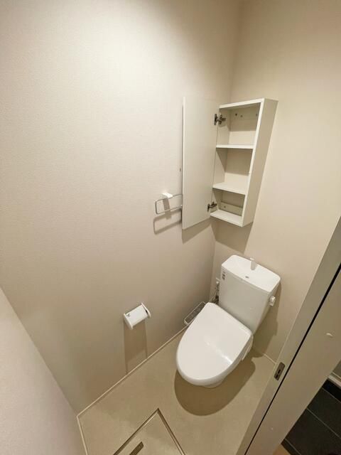 Modern 1LDK Apartment for Rent in Fujisawa, Kanagawa - Thumbnail 4