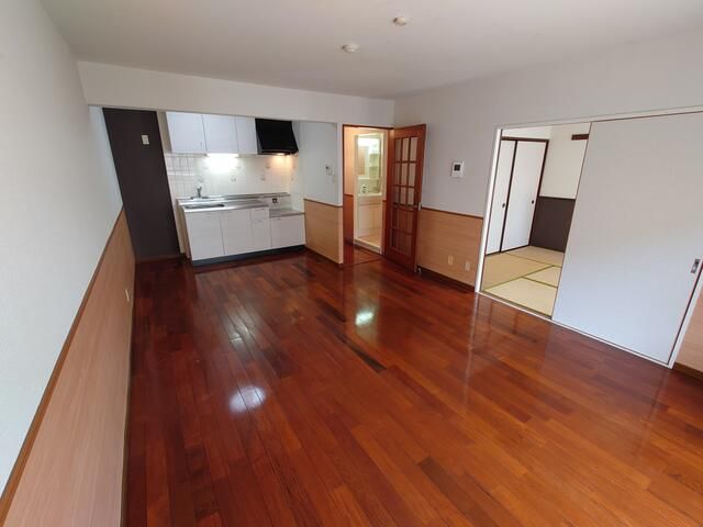 3LDK Apartment for Rent in Kashiwa, Chiba with Free Parking - Thumbnail 3