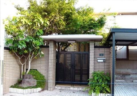 7LDK House for Sale in Kannonji, Kagawa with Garden and Parking - Thumbnail 2