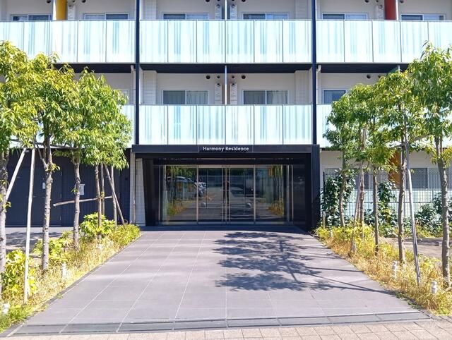 Modern 1K Apartment for Sale in Kawasaki, Kanagawa - Image 1