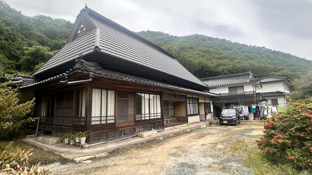 1899 7DK House on Large Land in Takahashi, Okayama - Image 7