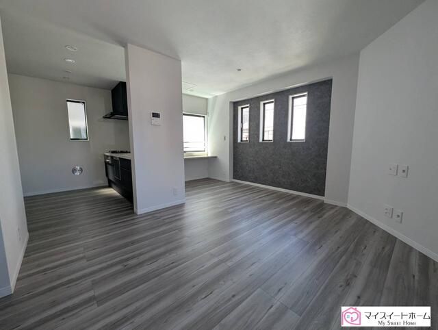 New 3LDK House for Sale in Katsushika, Tokyo – 75m² - Thumbnail 4