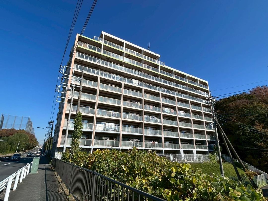 3LDK Apartment for Sale in Yachiyo, Chiba - 67.84 sqm - Thumbnail 2