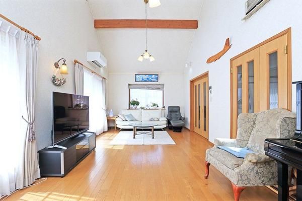 3SLDK House for Sale in Hayama, Kanagawa - 265sqm Land - Thumbnail 3