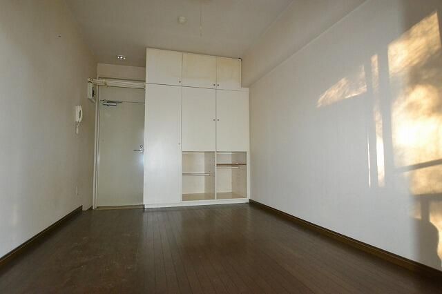 Warehouse for Rent in Koga City, Ibaraki - 11.88 sqm - Thumbnail 2