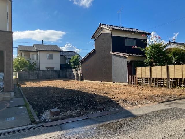 Land for Sale in Koryo-cho, Takaoka, Toyama - 231 sqm - Thumbnail 4
