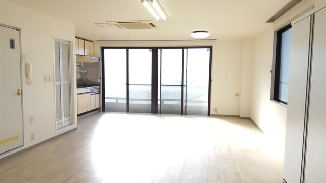 Spacious 1R Apartment for Rent in Tokorozawa, Saitama - Thumbnail 4