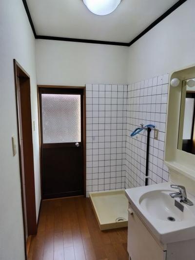 【Real Estate Japan】Property details: Fukuoka Prefecture Tsukiage County Tsukikami Town Usuda / Shiida Station Property information: Used detached house — Image 3, Chikjo, Fukuoka
