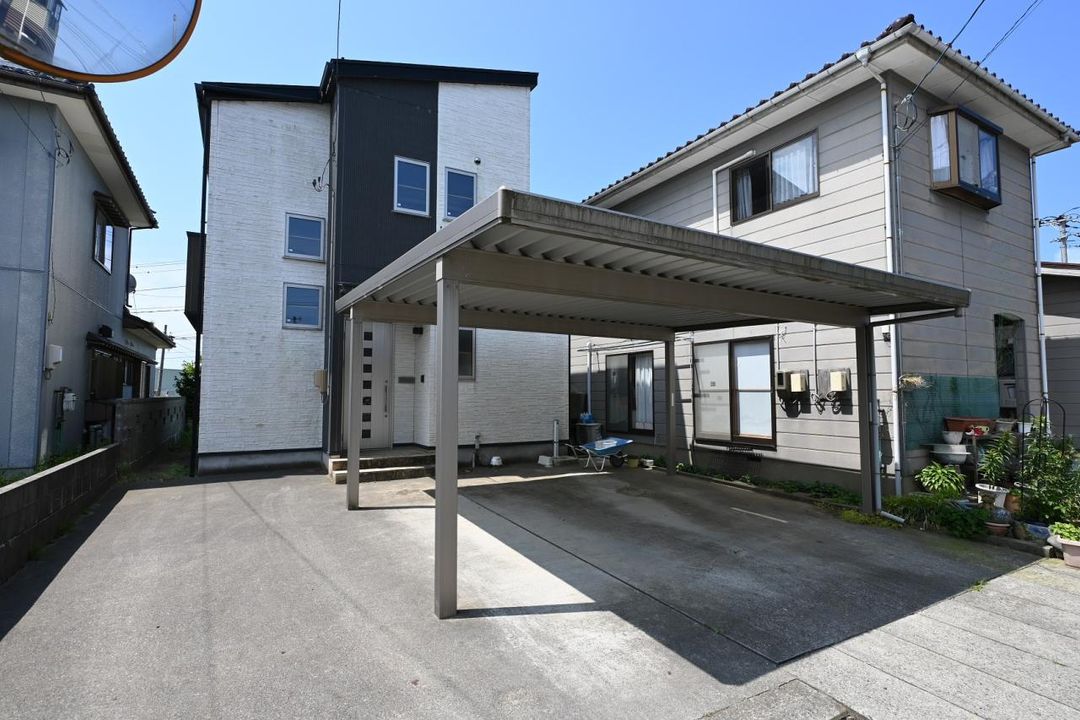 2LDK House for Sale in Niigata's Nishikan Ward - Image 7