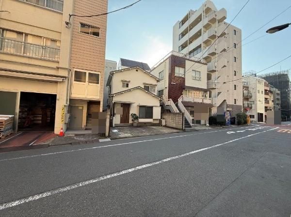 111.79 sqm Development Land for Sale in Shinjuku, Tokyo - Thumbnail 3