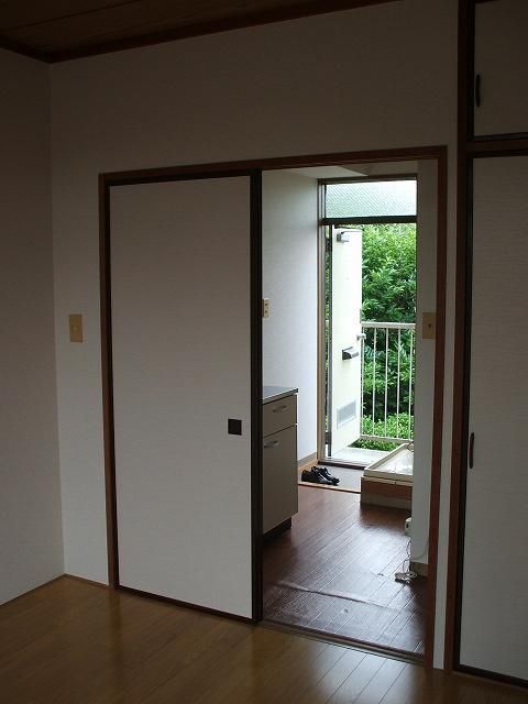 1K Apartment for Rent Near Kakiō Station, Kawasaki - Thumbnail 3