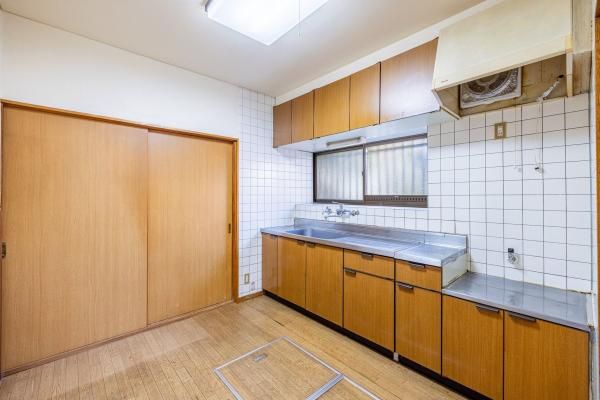 5DK Detached House for Sale in Nishi-Terao, Yokohama - Thumbnail 4