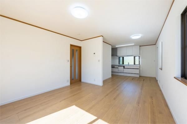 Renovated 4LDK House with Solar Power in Suzuka, Mie - Thumbnail 3