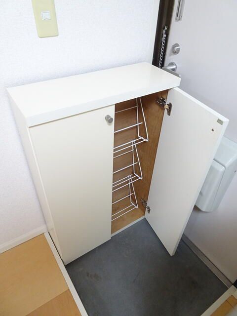 1K Apartment for Rent in Hiyoshi, Yokohama - 20.74 sqm - Thumbnail 4