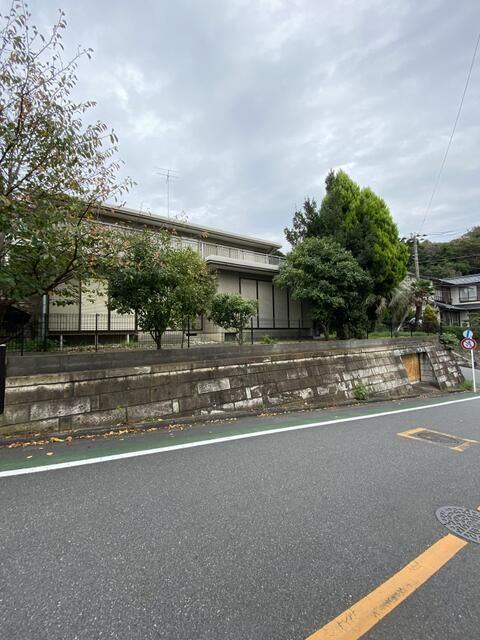 Corner Land for Sale in Kamakura, Kanagawa - 337 sqm - Thumbnail 2