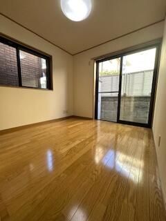 3SLDK House for Rent in Mitaka, Tokyo | 81 sqm with Free Parking - Thumbnail 4