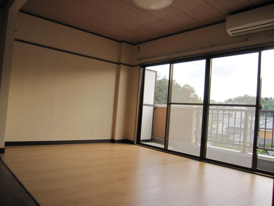 2LDK Apartment for Rent in Iwaki, Fukushima - 56.1 sqm - Thumbnail 3
