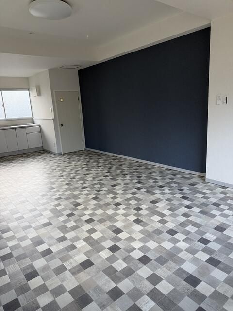 Office for Rent in Fukushima City, 41 sqm, Near Station - Thumbnail 4
