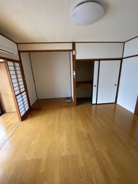 Two-Building Apartment Complex for Sale in Tatebayashi, Gunma - Thumbnail 4