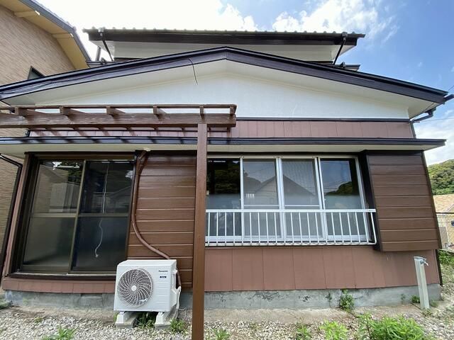 4DK House for Sale in Katsuura, Chiba with Garden and Free Parking - Image 7