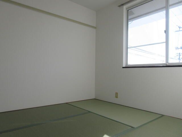 2DK Apartment for Rent in Tomiya, Miyagi - Quiet Area, Free Parking - Thumbnail 2