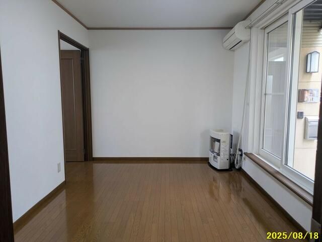 Furness A 1LDK Apartment for Rent in Asahikawa, Hokkaido - Thumbnail 2