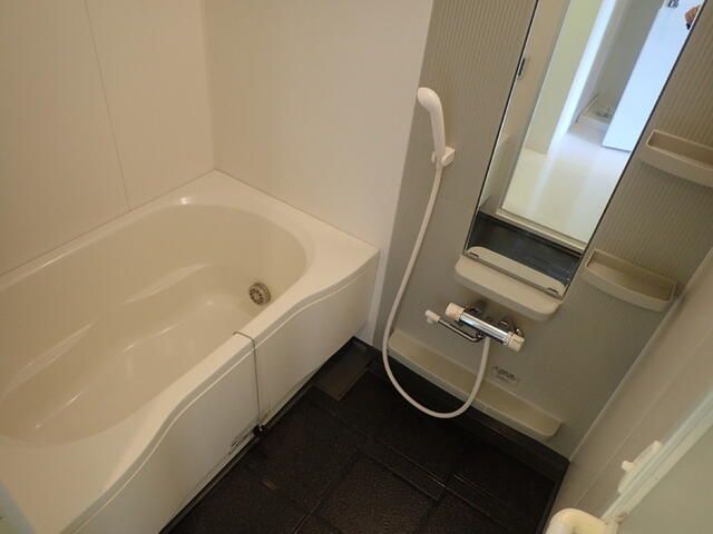 Modern Maisonette Apartment for Rent in Kawasaki, Kanagawa - Thumbnail 4