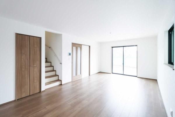 New 4LDK House for Sale in Yamato City, Kanagawa - March 2026 Completion - Thumbnail 3