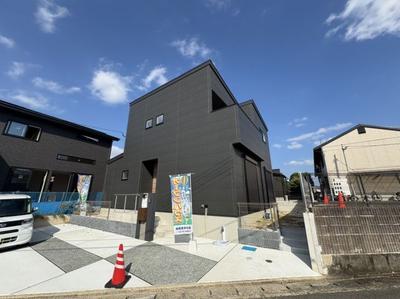 New 4LDK House in Kurume, Fukuoka with Triple Parking — Image 9, Kurume, Fukuoka