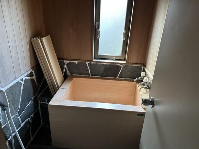 2LDK Maisonette for Sale in Hakone Gora with Hot Spring Access - Thumbnail 4