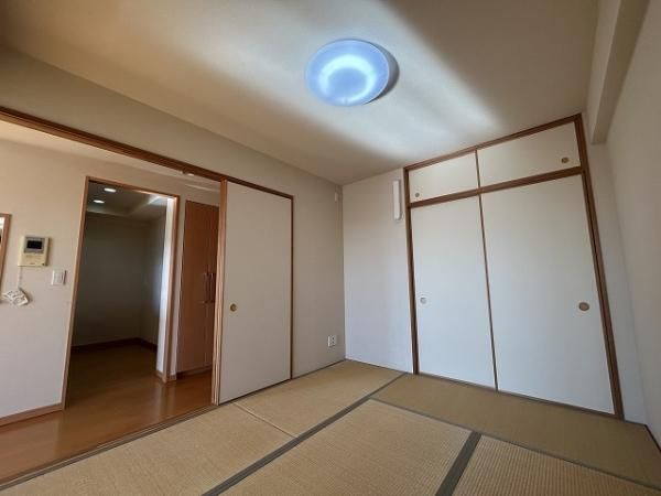 Brightia Terrace 3LDK Apartment for Sale in Musashimurayama, Tokyo - Thumbnail 4