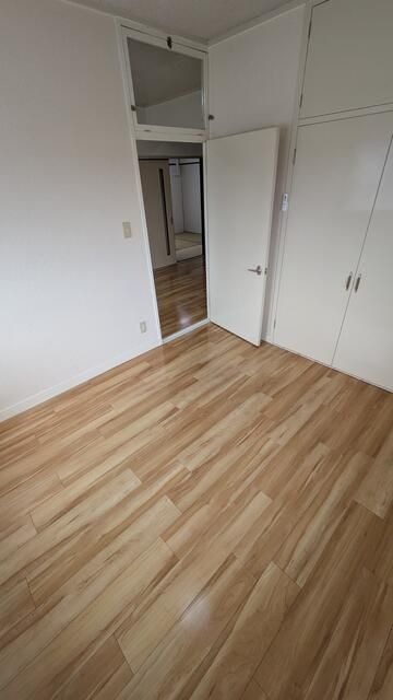 2LDK Apartment for Rent in Fukui City, 10 Min Walk from Station - Thumbnail 4