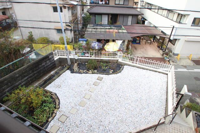 4LDK House for Sale in Kobe's Kita Ward with Free Parking - Thumbnail 3