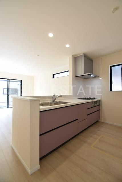 New 4LDK House for Sale in Shizuoka City, Shizuoka Prefecture - Thumbnail 3