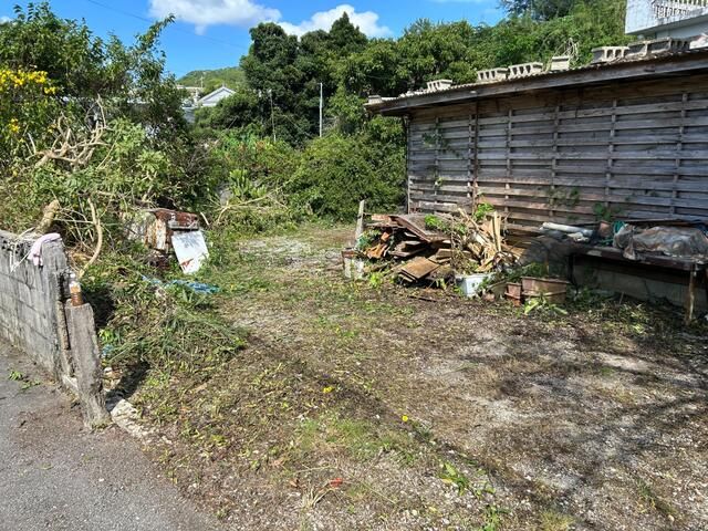1962 RC 1LDK House on 421 sqm Land in Motobu, Okinawa - Thumbnail 4