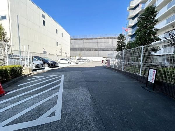 4LDK Apartment for Sale in Akishima, Tokyo - 83.12 sqm - Thumbnail 3