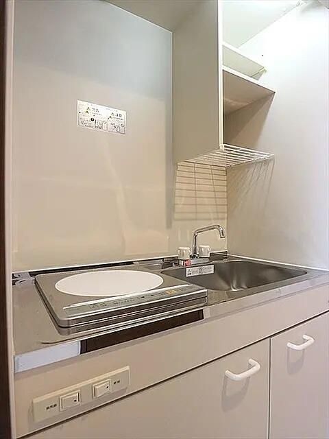 Fonce Minamimagome RC Apartment for Sale in Ota, Tokyo - Thumbnail 4